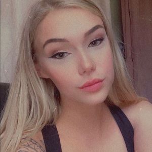 Meet your Posher, Alexandria